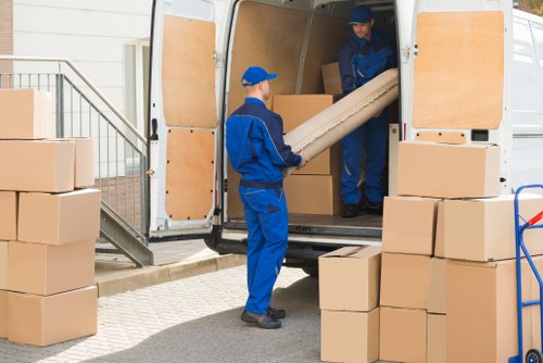 Self storage solution in St John’s Wood for organized living